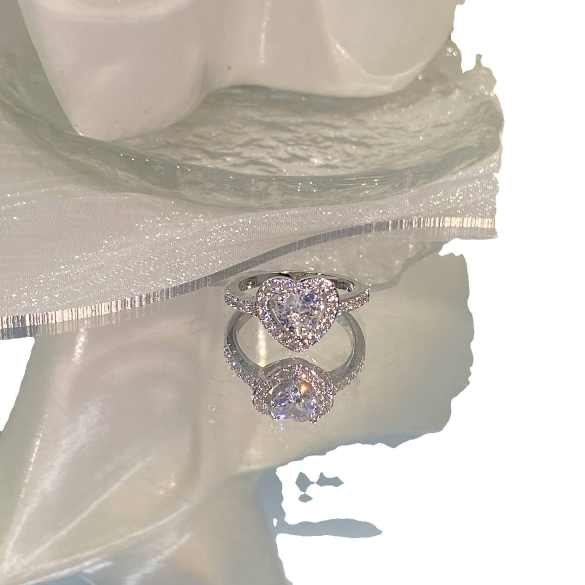 Seiko shiny diamond high -level sensory rings fast selling hot selling love female ring European and American vermiculite ring
