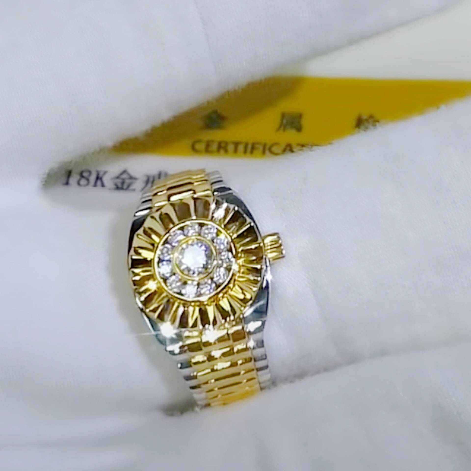 Plequesian Labor Taxi Watch Watching Ring 18K Gold Double Color Inlays Watching Ring Ring