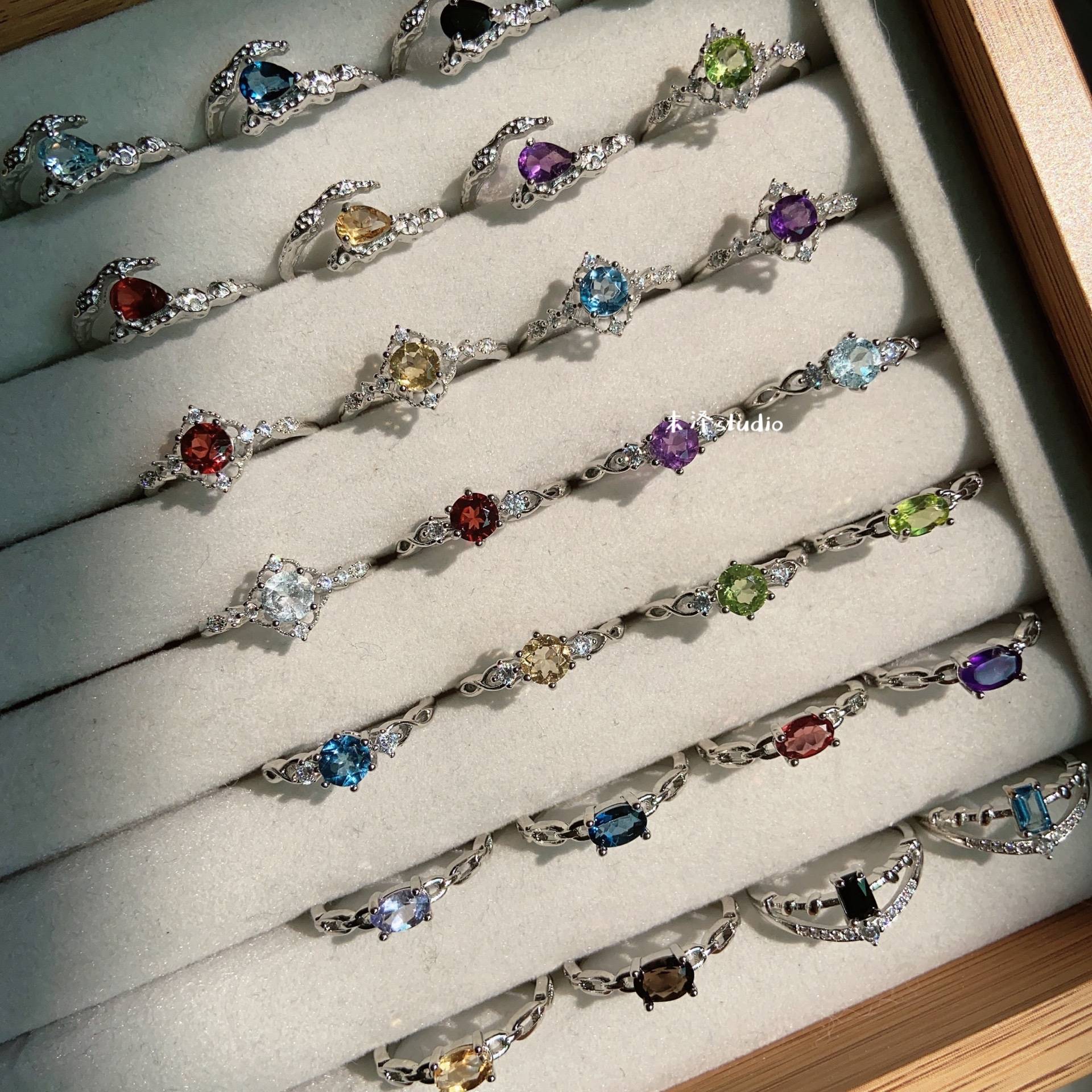 Light luxury niche ring hot girl high -level sensory crystal color treasure ring sweet cool adjustable French versatile exquisite ring