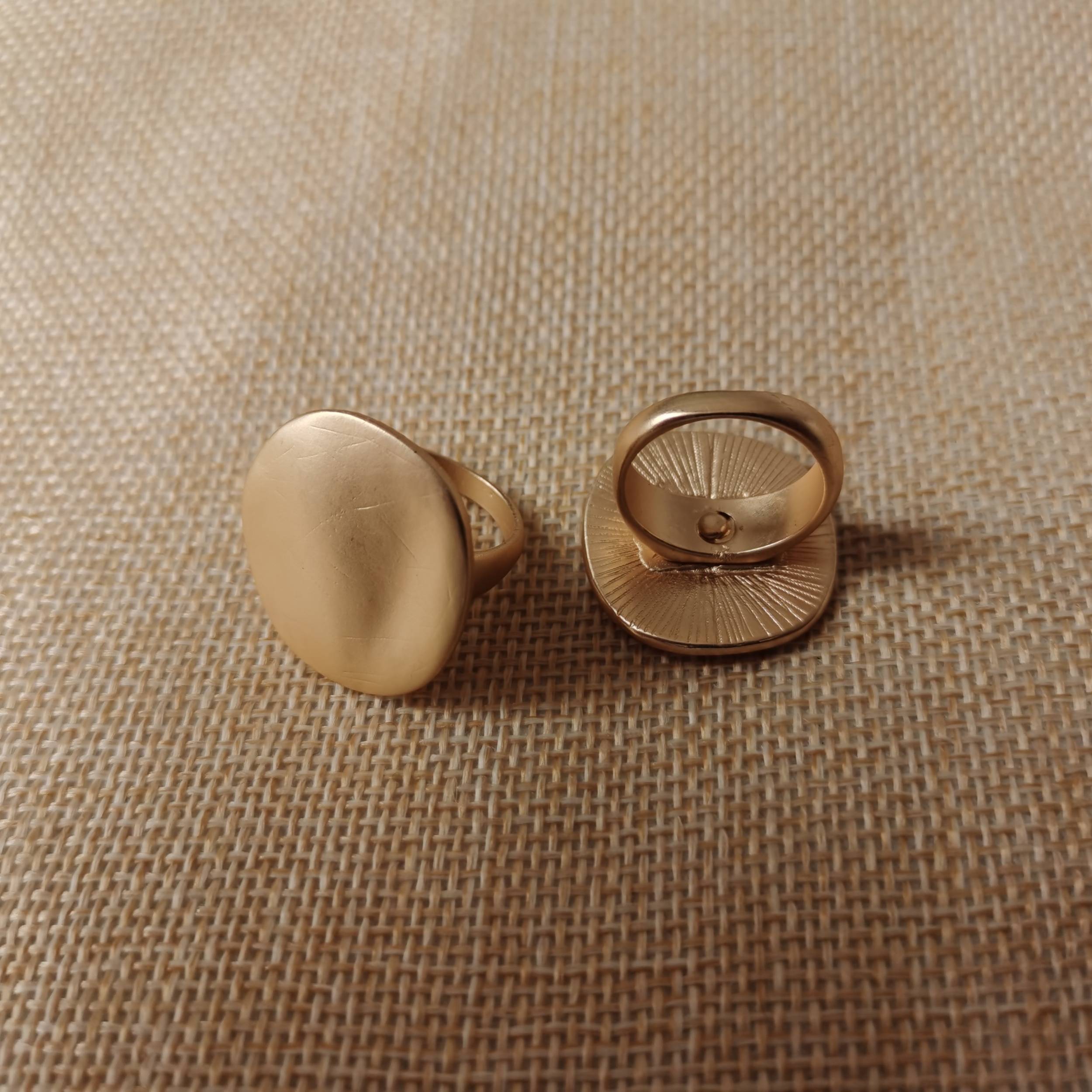 Qingdao jewelry ring punk's trend fashion, simple personality bump surface irregular light, no light gold ring