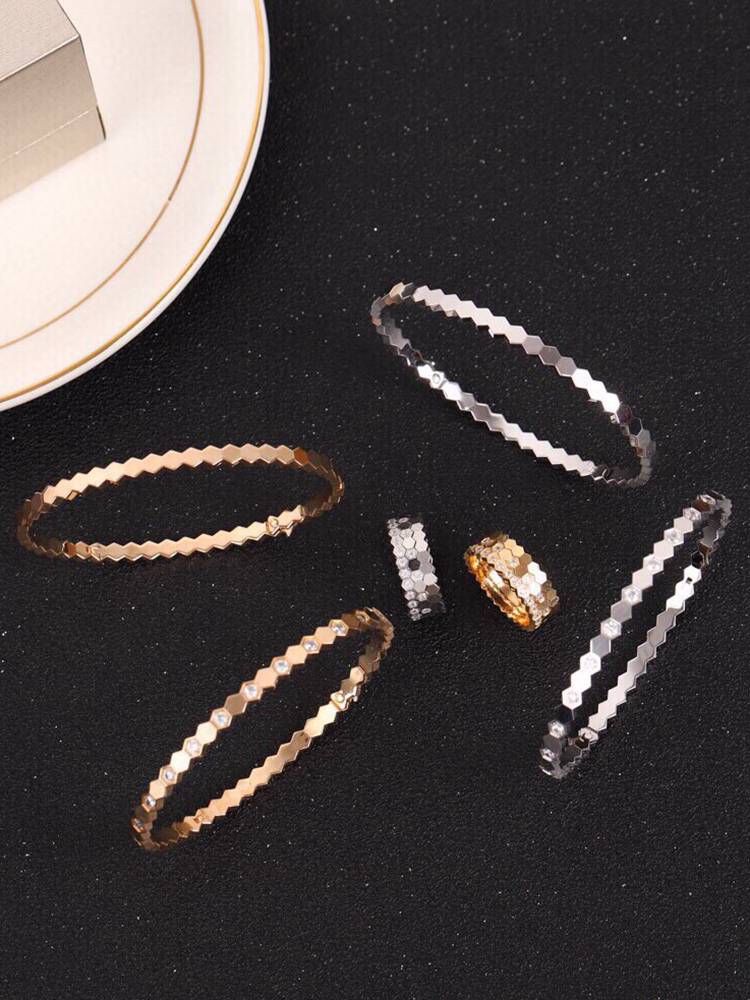 Honeycomb ring women's sterling silver 18K rose gold light luxury high -grade full -scale Tianxing food index circle row diamond diamond stack wearing