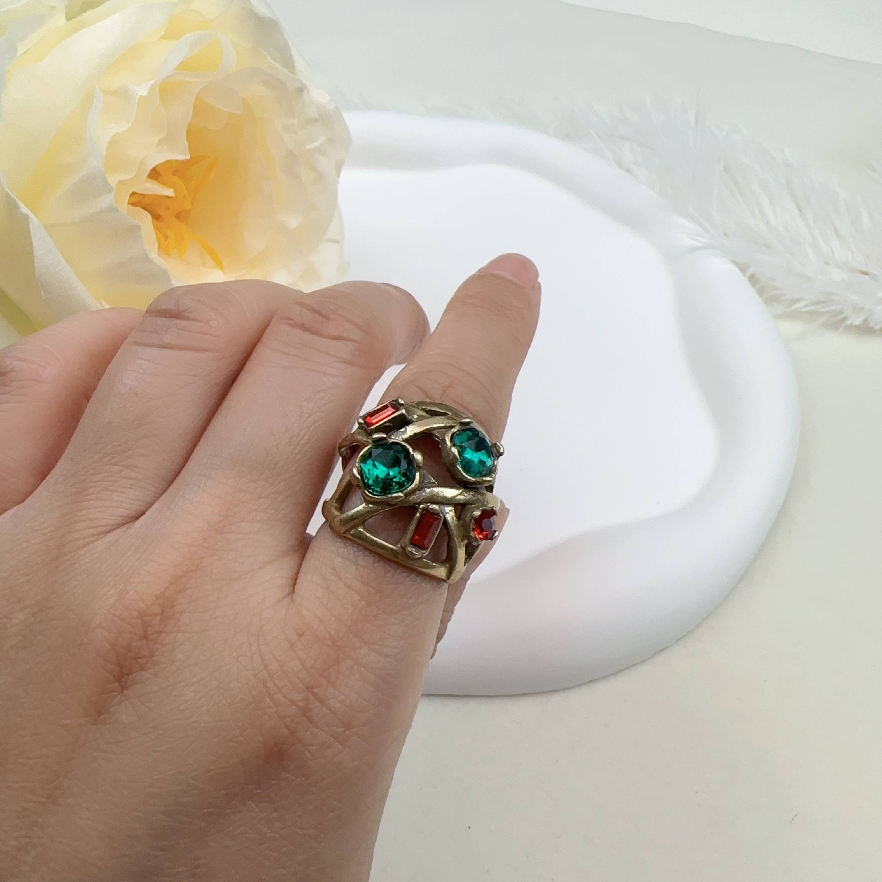 European and American retro pension as old hollow rings Bronze gold -plated colorful mosaic palace style elegant couple ring ring