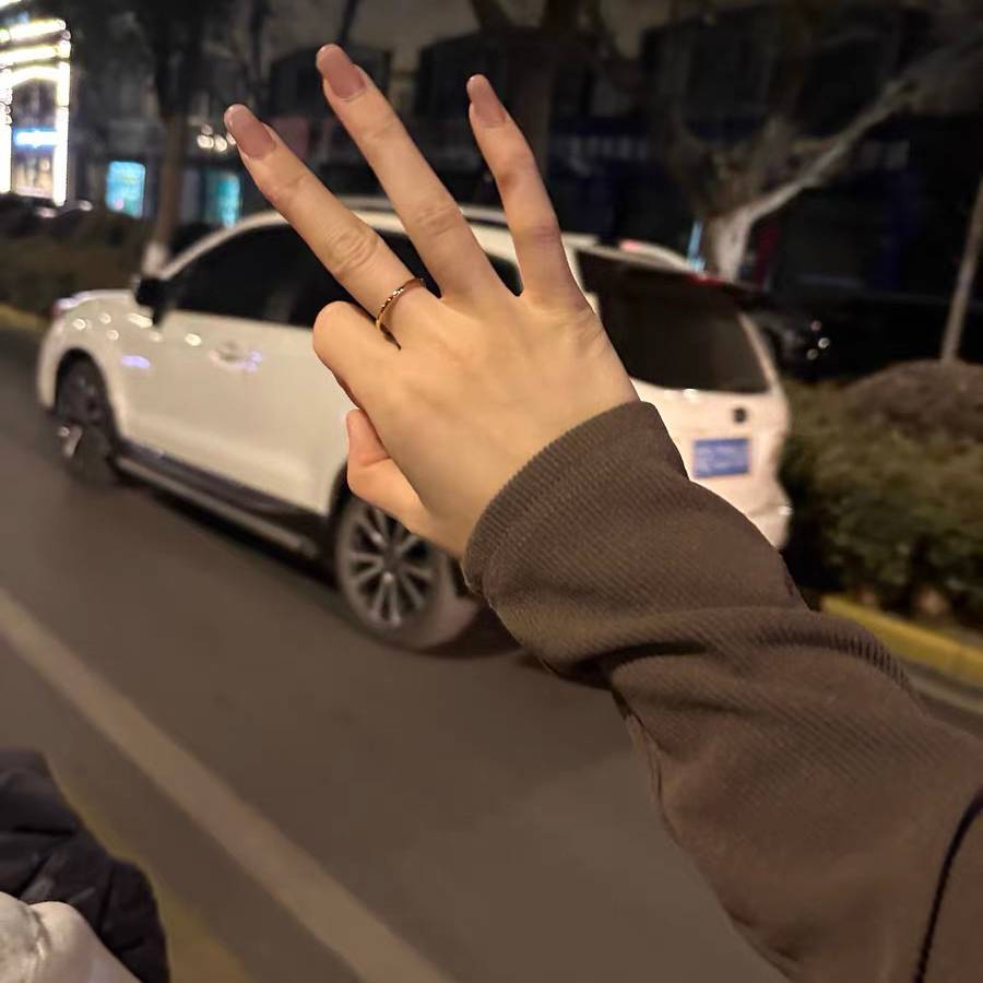 Easy city!Washing hands do not need to pick up sexual travel romantic, simple fine arc, gold ring shows white tide women's style