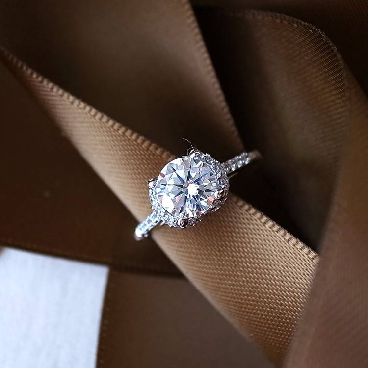 Saracai ◆ Private customization!European and American version of high -support bright -type cutting ring D about 1CT