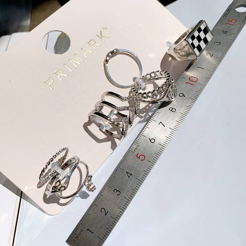 Qingdao extraordinary European and American jewelry niche Platinum flash diamond rings export ring set combination