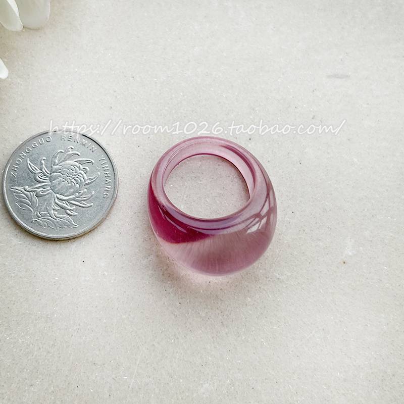 Original single European and American fan light purple transparent resin integrated ring