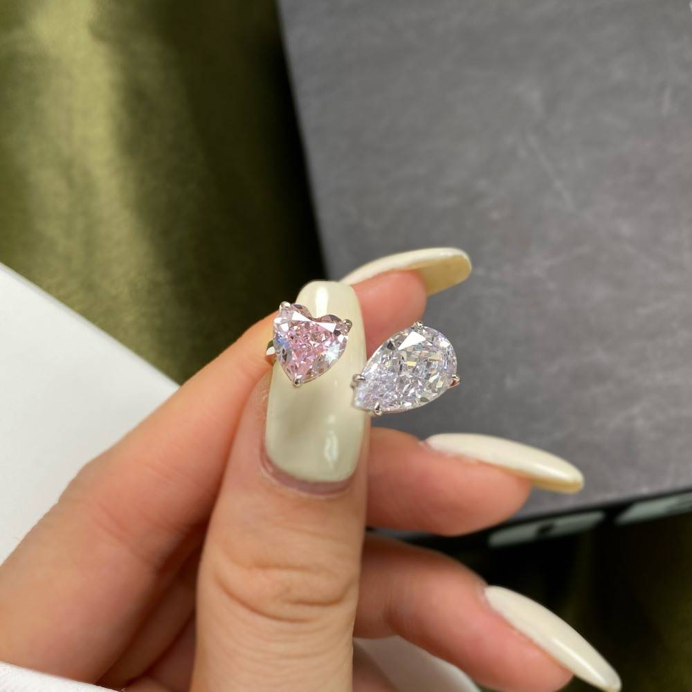 S925 sterling silver rings Female light luxury water droplets fashion row drilling cute peach heart temperament square drill pink high -carbon diamond ring