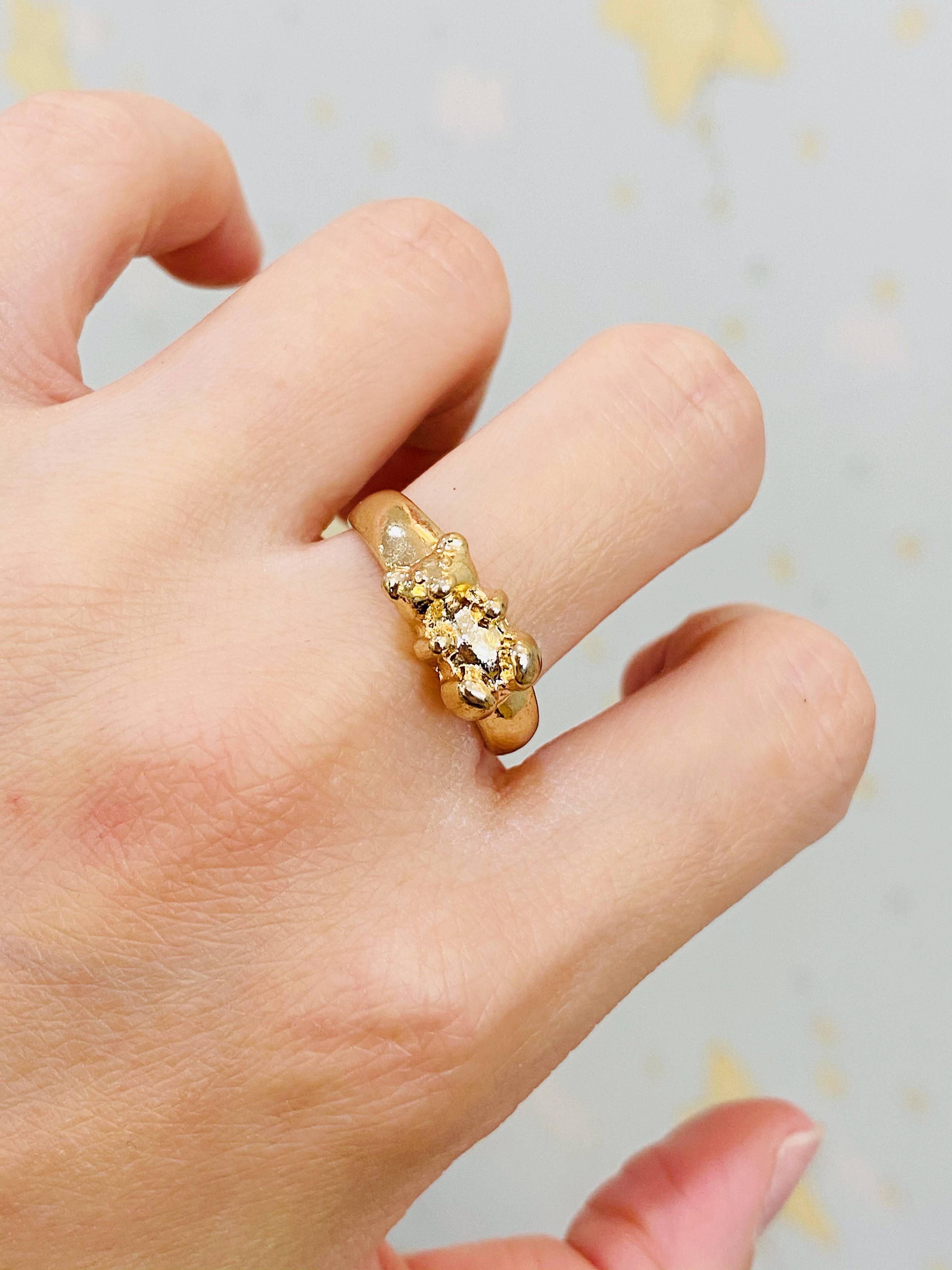 Exit European and American official golden bears, simple playful ring 8 yards