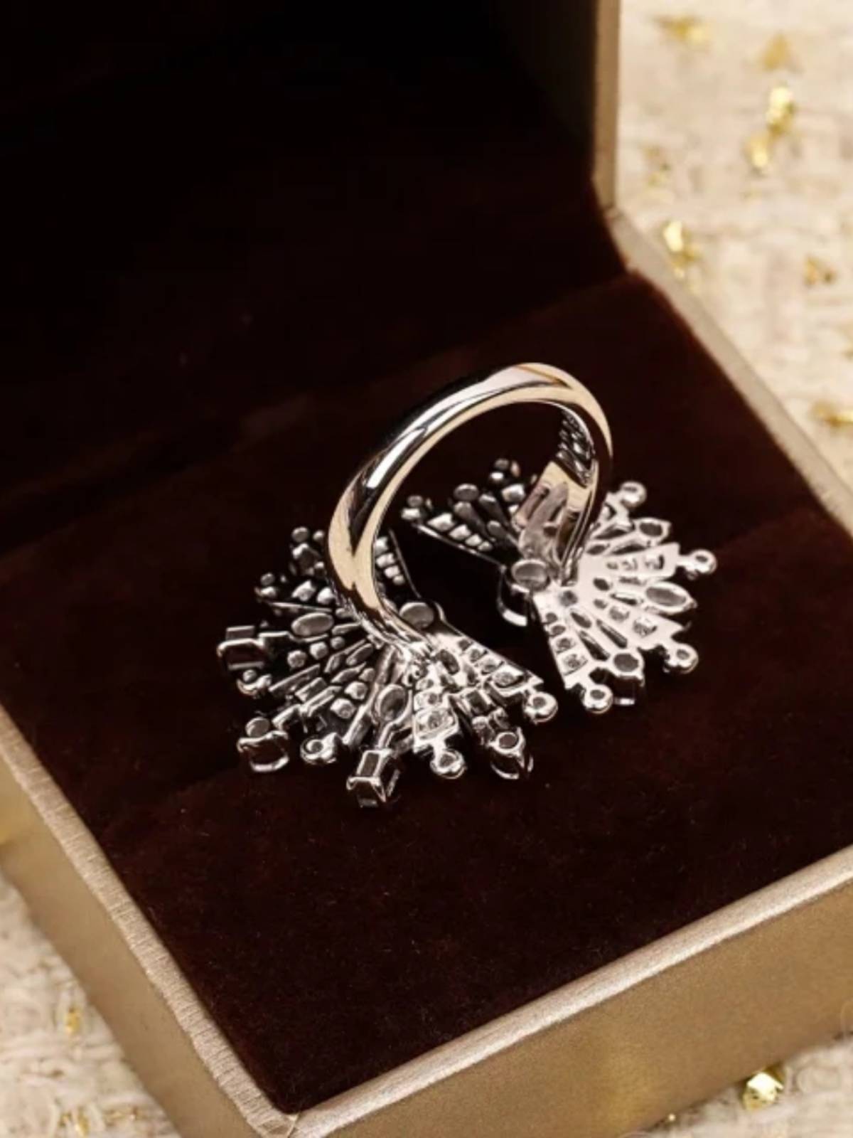 The same channels of new ladies ring rich series crystal diamond ring female 18K real gold plating layer