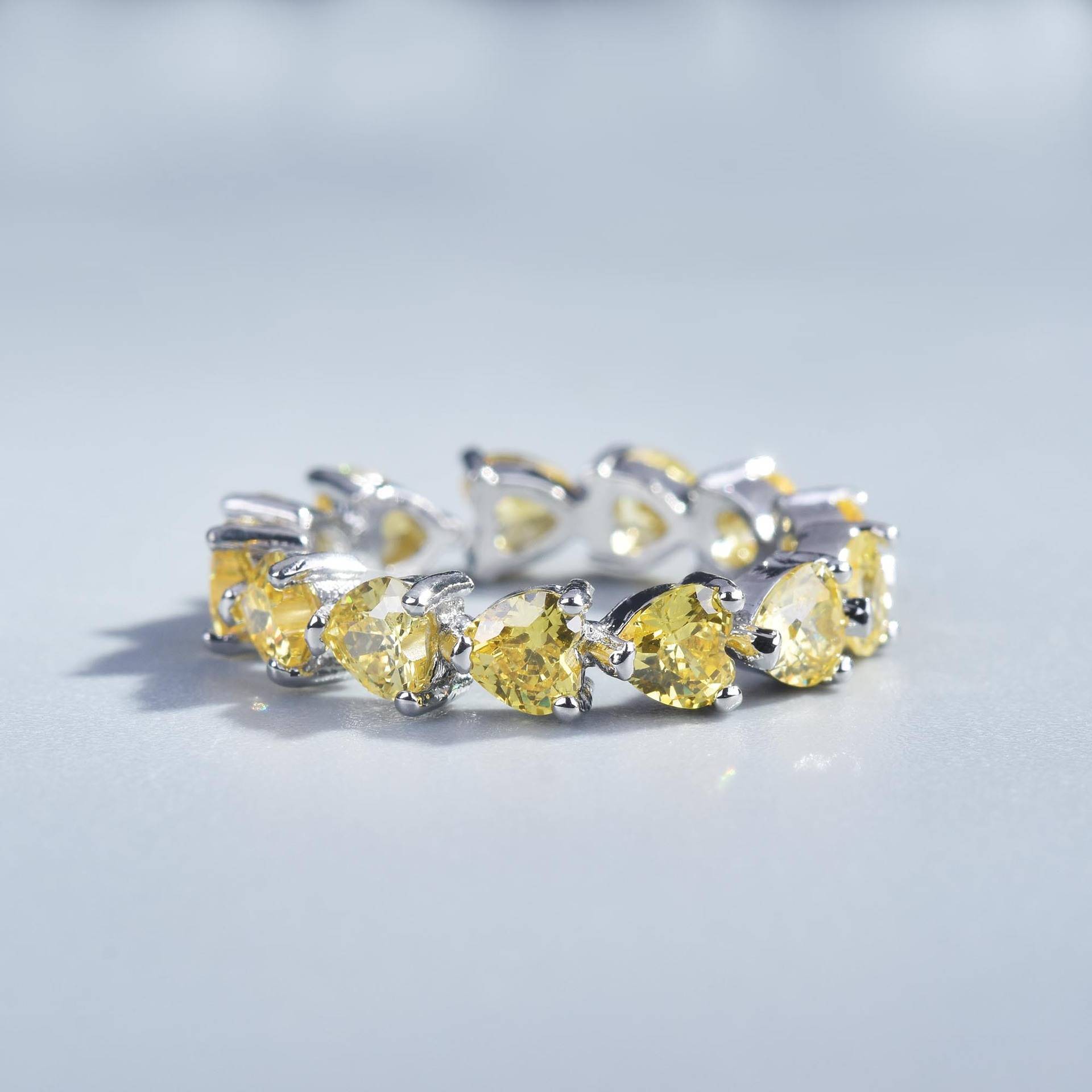 Zhenrong Live new heart -shaped yellow diamond artificial high -carbon diamond ring European and American cross -border powder drill opening women's ring