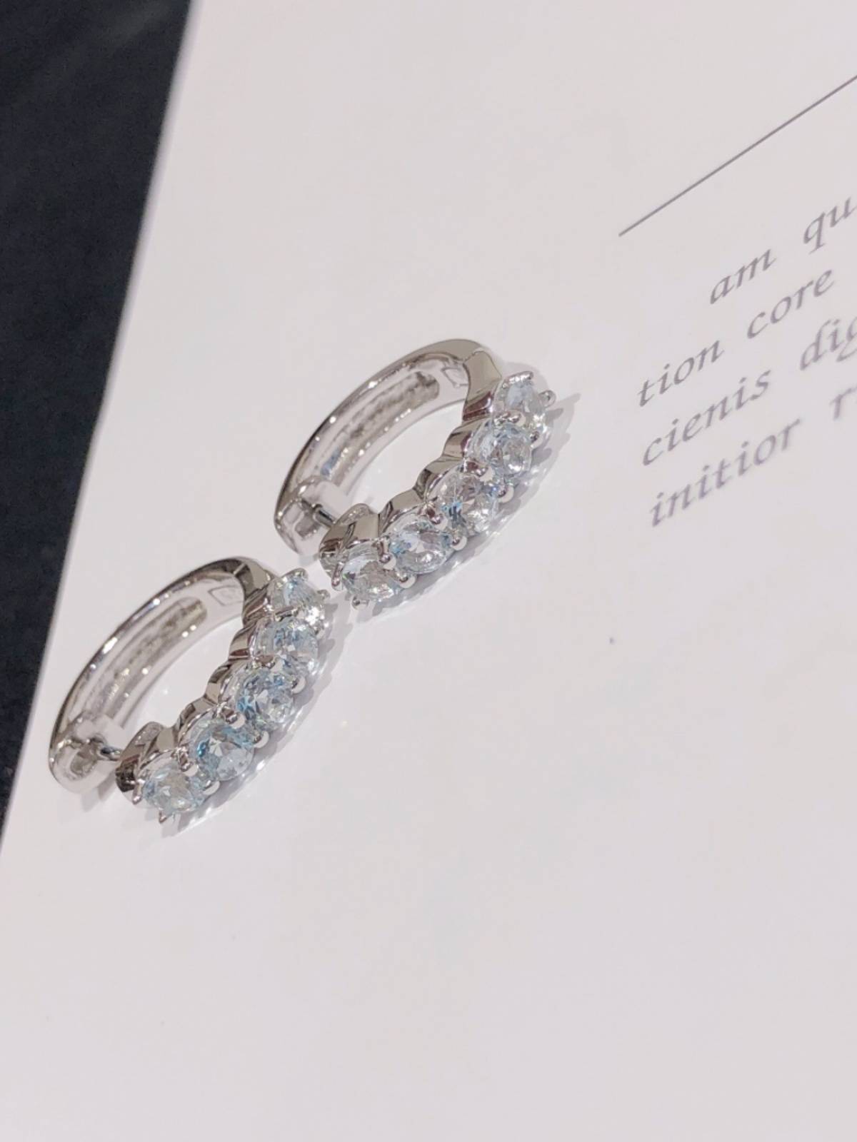 S925 Silver inlaid 1 carat natural sea blue treasure earrings fashion simple earrings high -level personality
