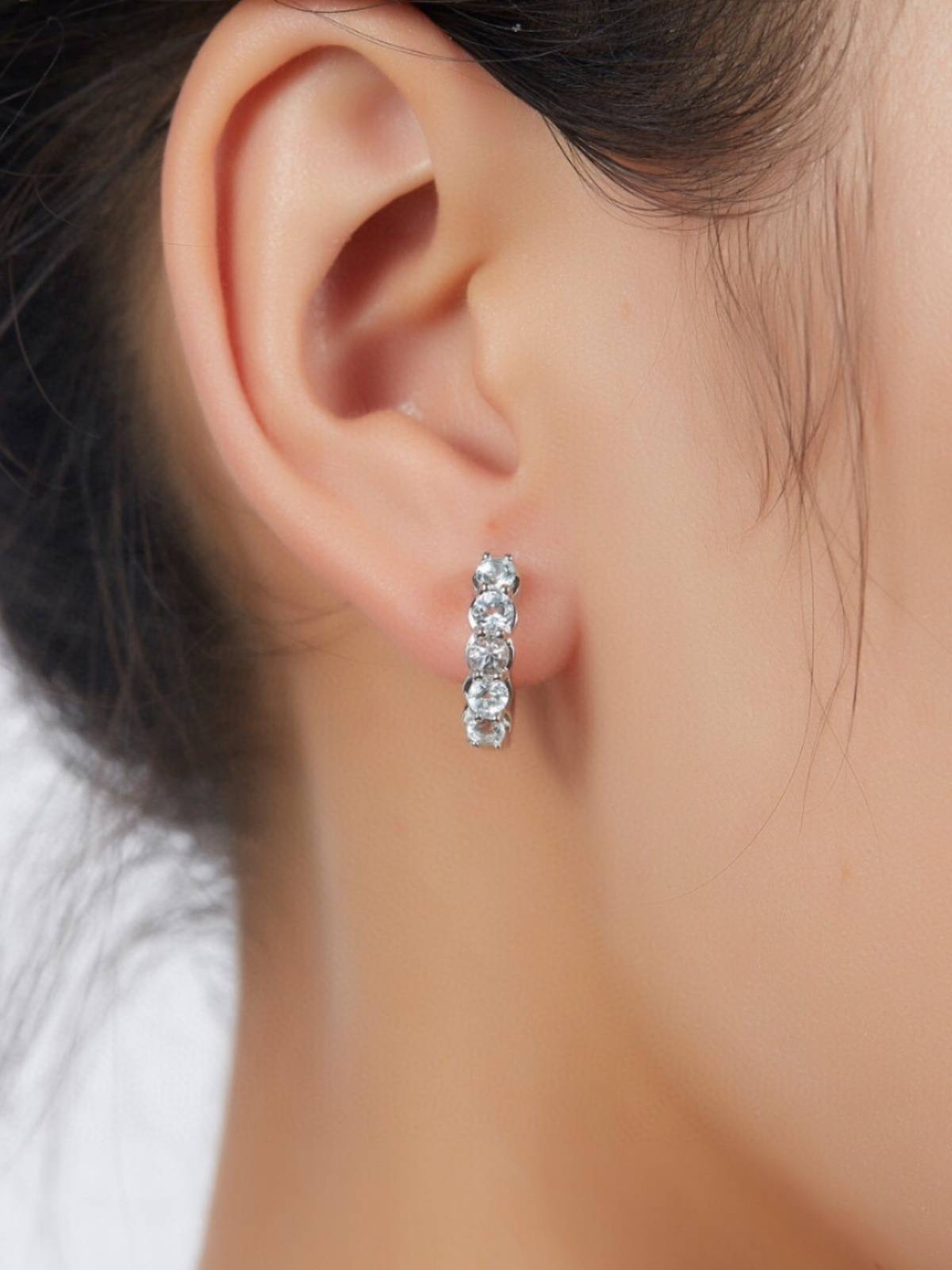 S925 Silver inlaid 1 carat natural sea blue treasure earrings fashion simple earrings high -level personality