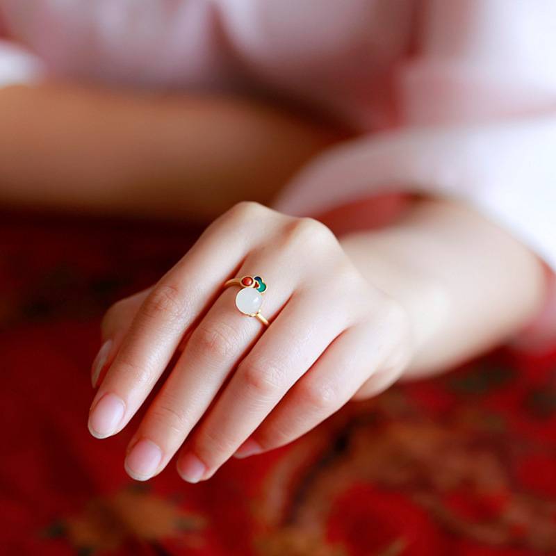 Xiangyun White Jade Ring Chinese style ancient method gilt enamel Mortilles and Tianyu pointed to the new Chinese Hanfu accessories