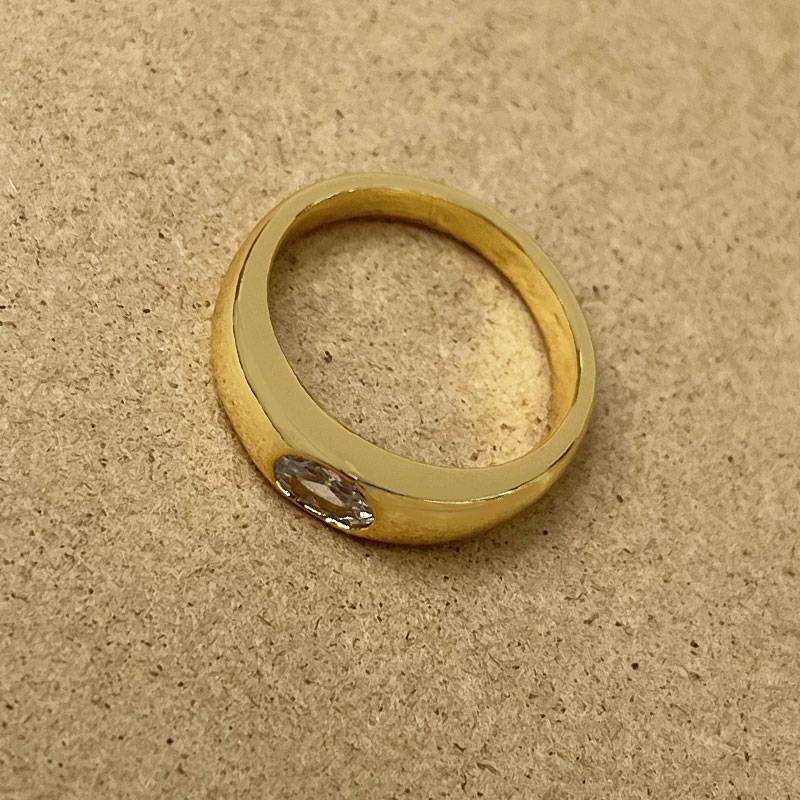 Simple and fashionable small diamond ring KSA38