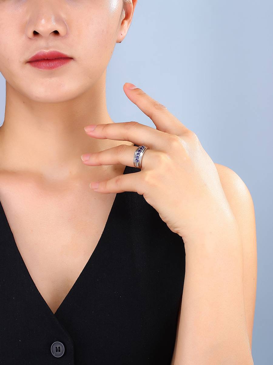 Side-side-sided Stone 925 Silver Ring Duke Ring Net Red Finger Agro-Earrings Community
