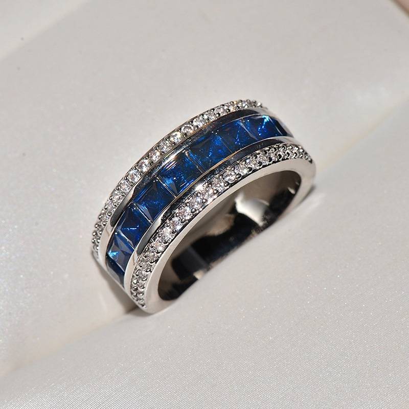 Speed -to -saleschane new cross -border explosion jewelry inlaid diamond ring Creative sapphire ring square diamond diamond micro -inlaid vermiculite ring