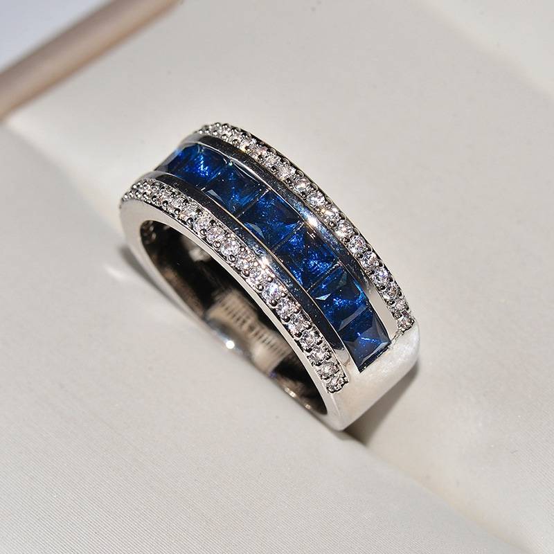 Speed -to -saleschane new cross -border explosion jewelry inlaid diamond ring Creative sapphire ring square diamond diamond micro -inlaid vermiculite ring