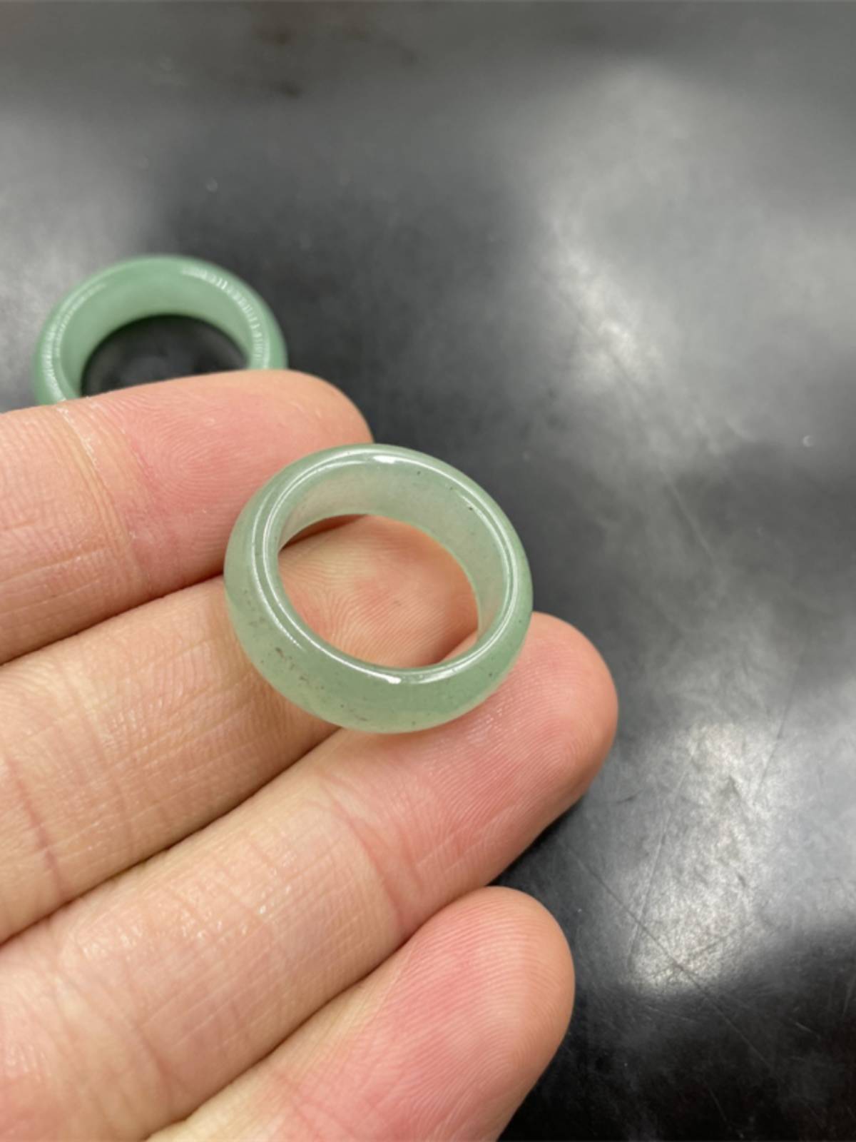 Natural light green Dongling jade ring men's and women's jade ring rot running ringburge ring special offer