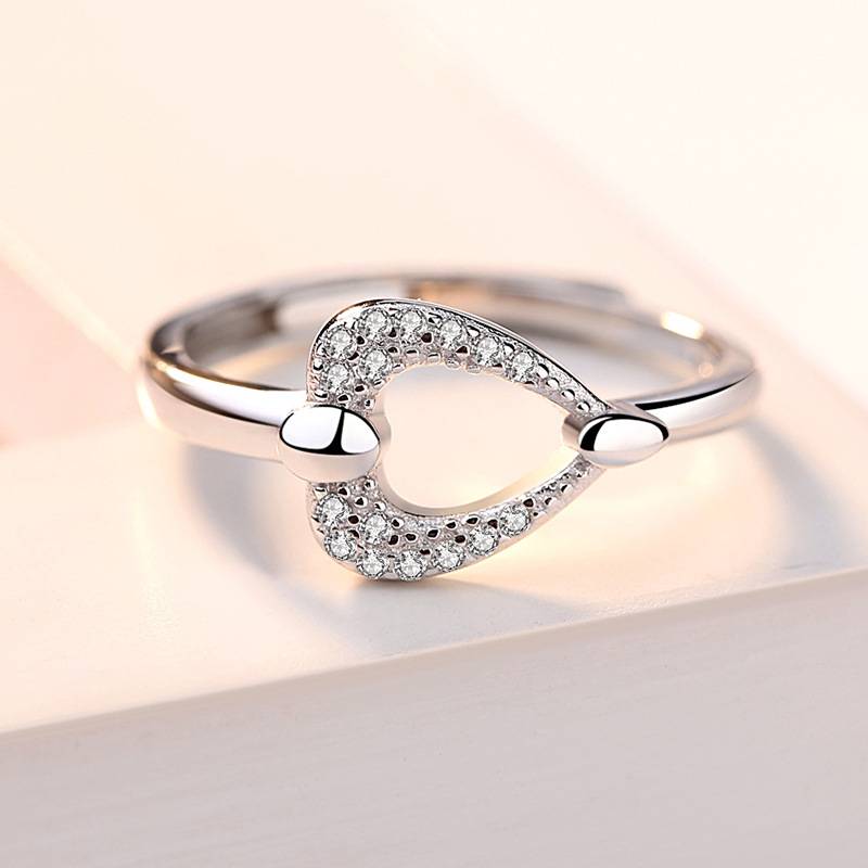 Fashion Heart -shaped Ring Fast Sale EBAY Hot Sale Love Women's Ring European and American vermiculite ring cross -border supply