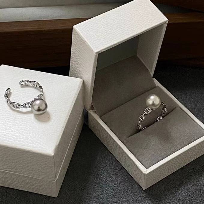 Comes with a sense of advanced!Hollow pig nose knitting ring ~ simple and versatile ~ commute dating is good ~ Recommended