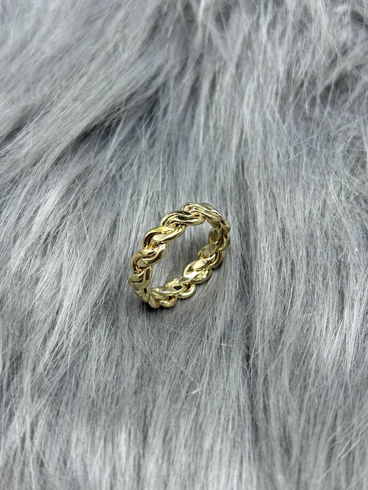 A303 Love Nothing Jewelry Golden Tyan Flower Style Ring Ring Ring