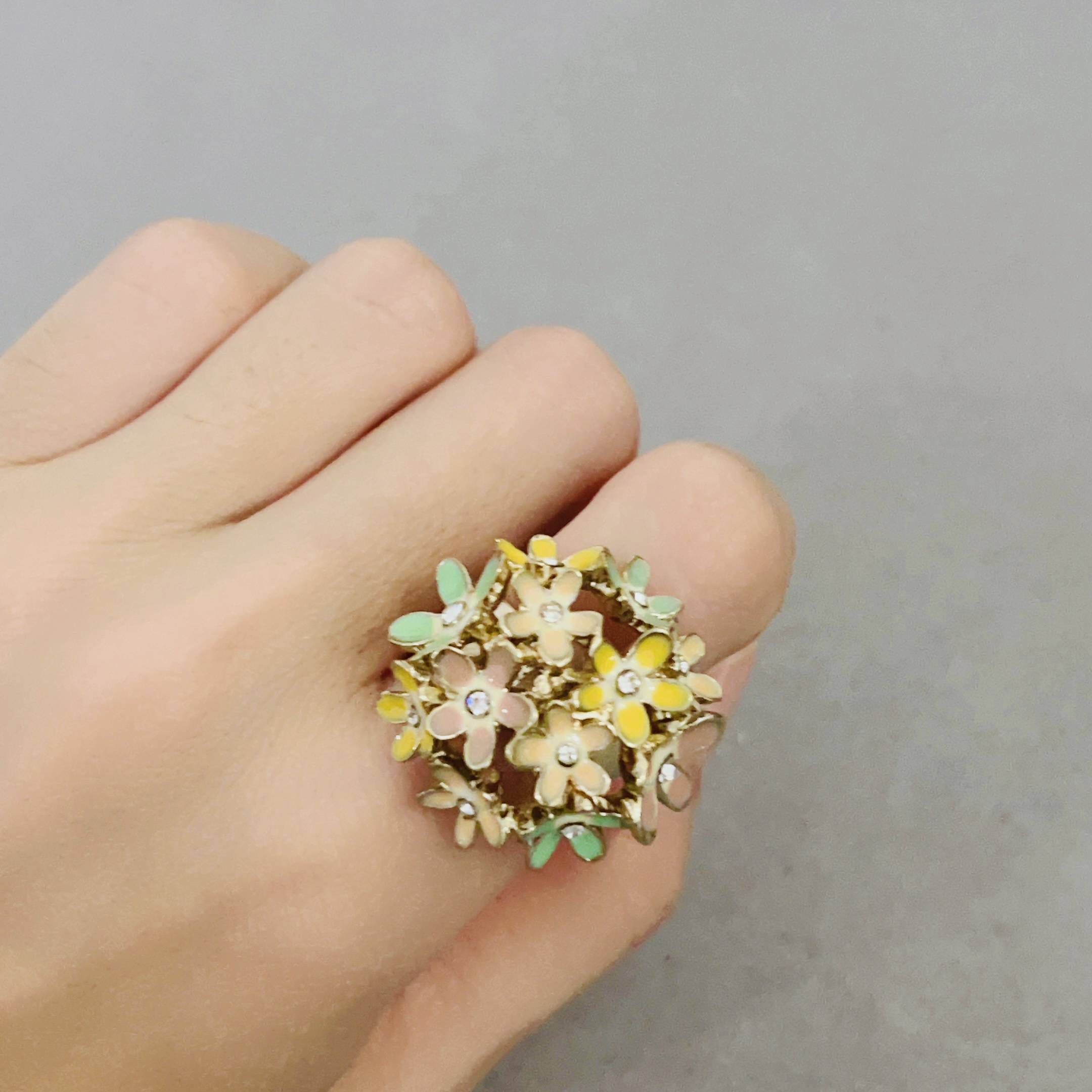 Export tide brand original single large factory tail cargo orphan jewelry jewelry retro luxurious exaggerated glaze stereo small flower ring