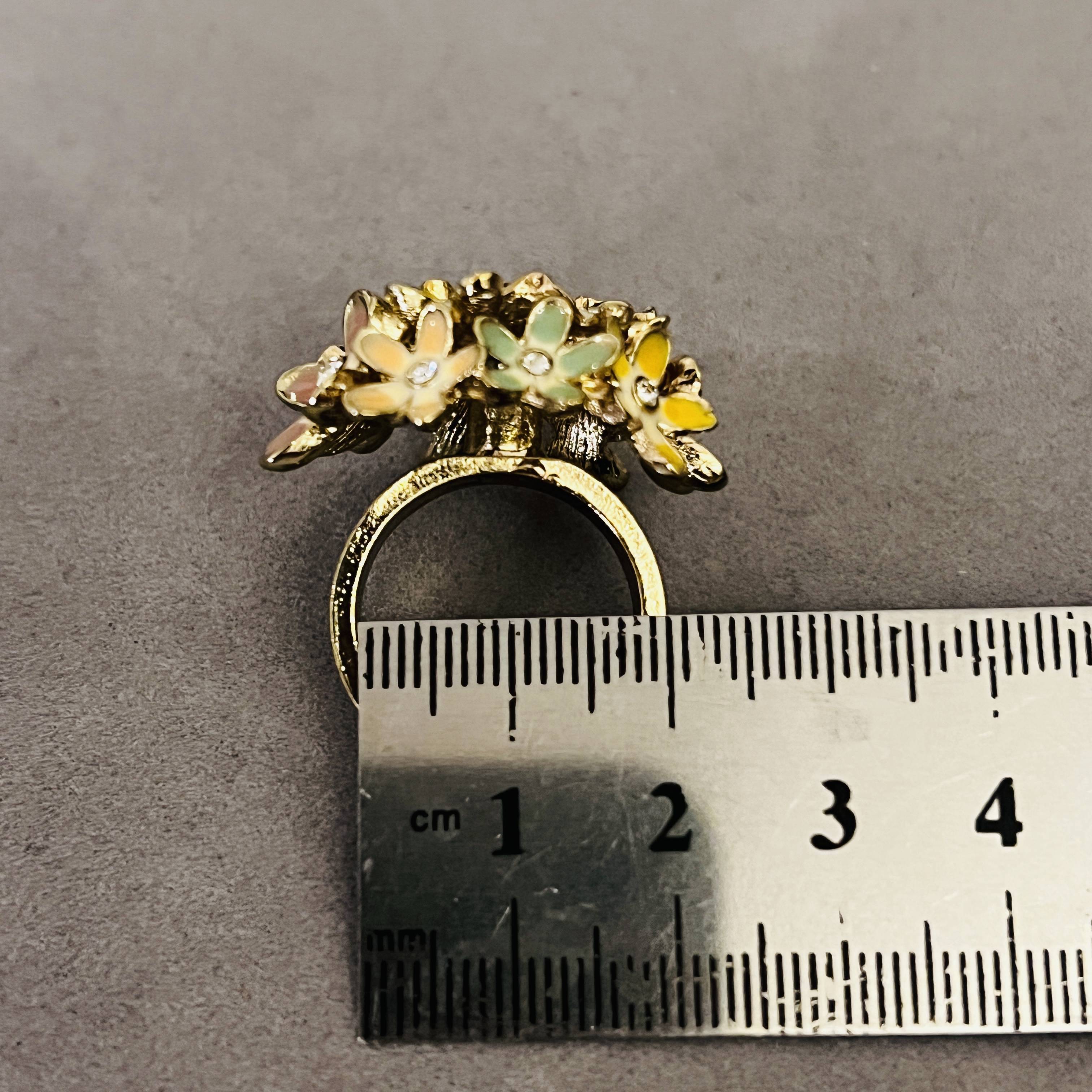 Export tide brand original single large factory tail cargo orphan jewelry jewelry retro luxurious exaggerated glaze stereo small flower ring