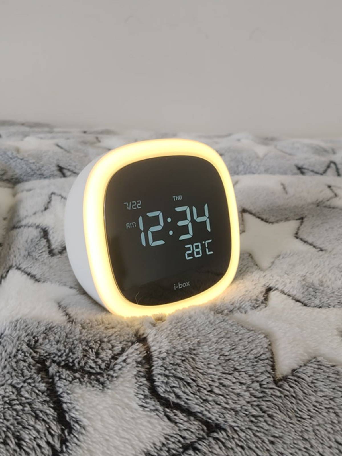 Exit the original single alarm box, multi -functional digital clock indoor temperature humidity, small night lamp student girlfriend
