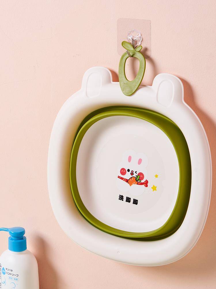 Newborn baby can fold the washbasin and foot basin, portable cartoon can be hanged, fart fart, use baby small basin