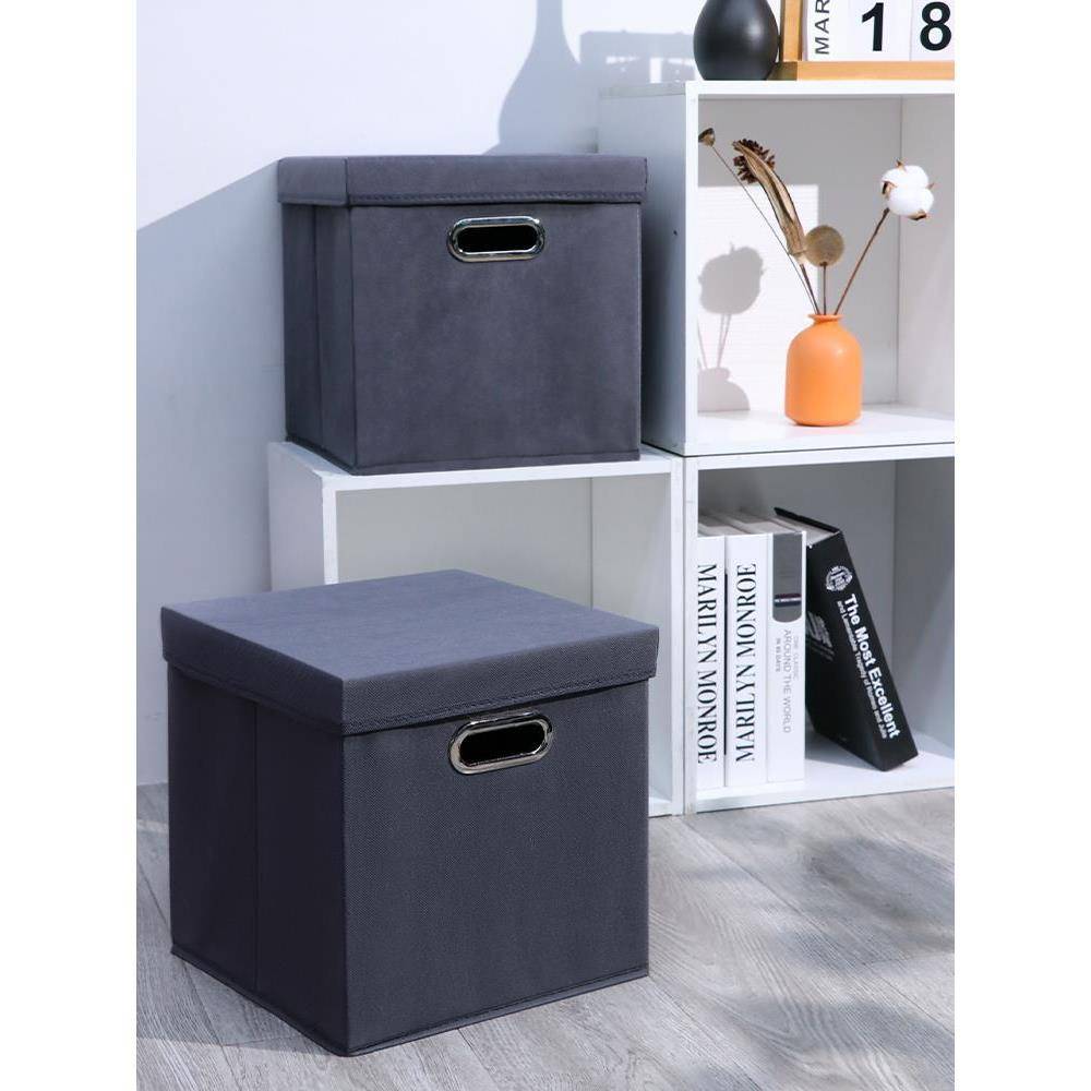 Clothing storage box Furnishing wardrobe storage box with a fabric storage box folding the clothes to organize the box