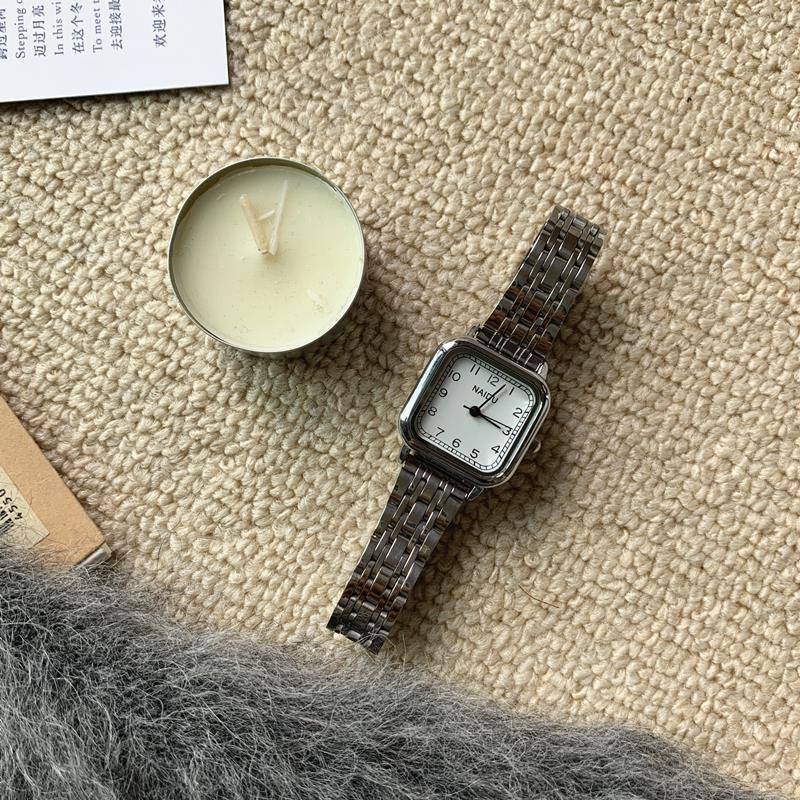 Watch Woman British Small Sugar Series Various Simple Korean Version Small Student Retro Waterproof Steel Bands quartz Watch