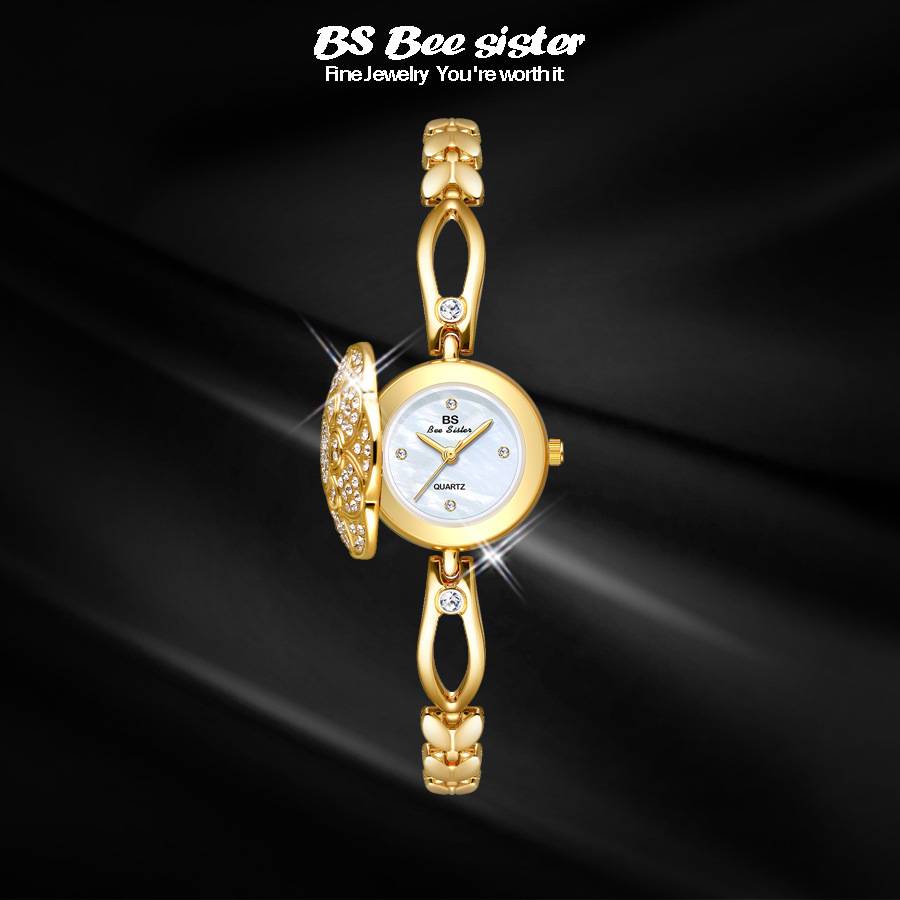 Retro hot -selling manufacturer Xiaoxiang flip the light luxury mountain tea bracelet watch temperament women's watch FA1810