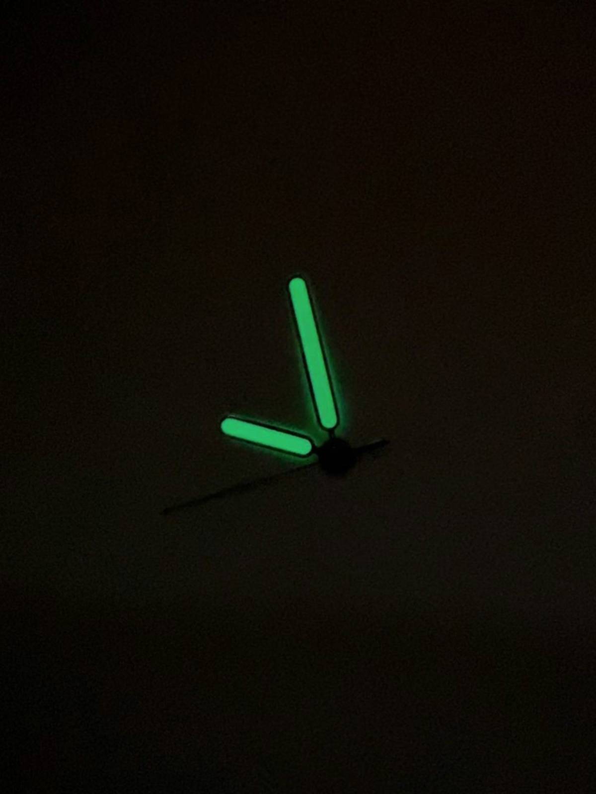 Modification watch accessories new simple polishing green luminous surface needle well installed Japan NH35/364R/7s movement