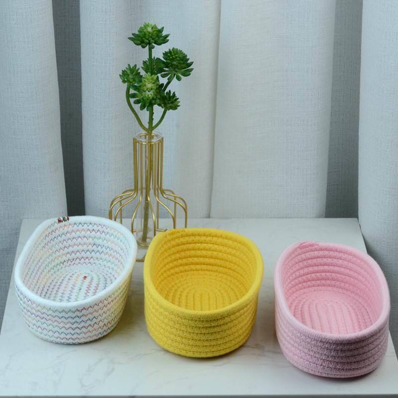 Cotton rope woven oval -shaped storage basket, home simple, modern snack cosmetics desktop storage basket sorting the basket
