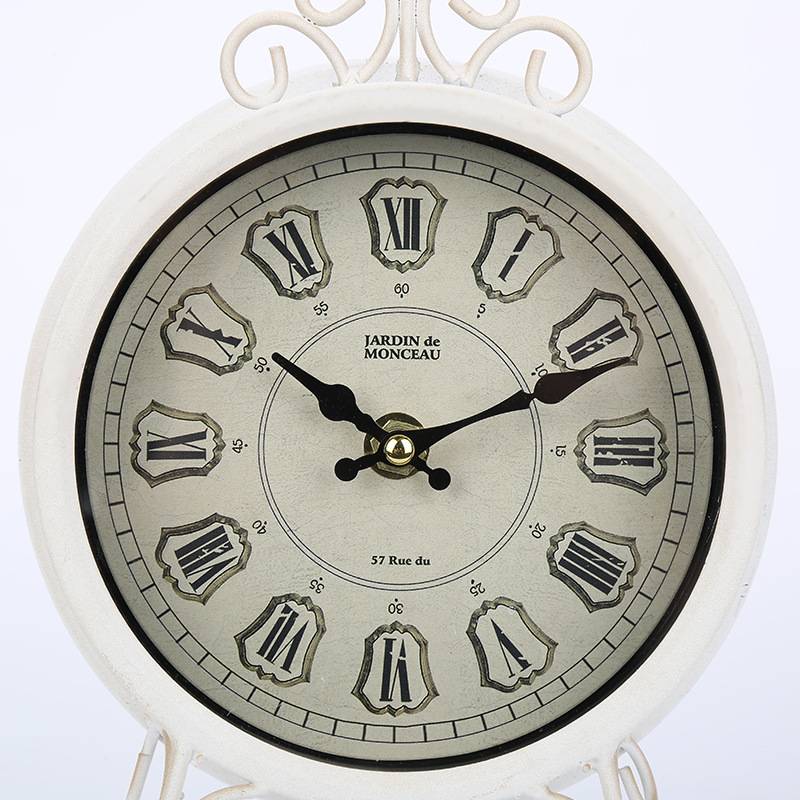 New product clock essence D product retro European -style metal alarm clock iron art M home living room decoration clock