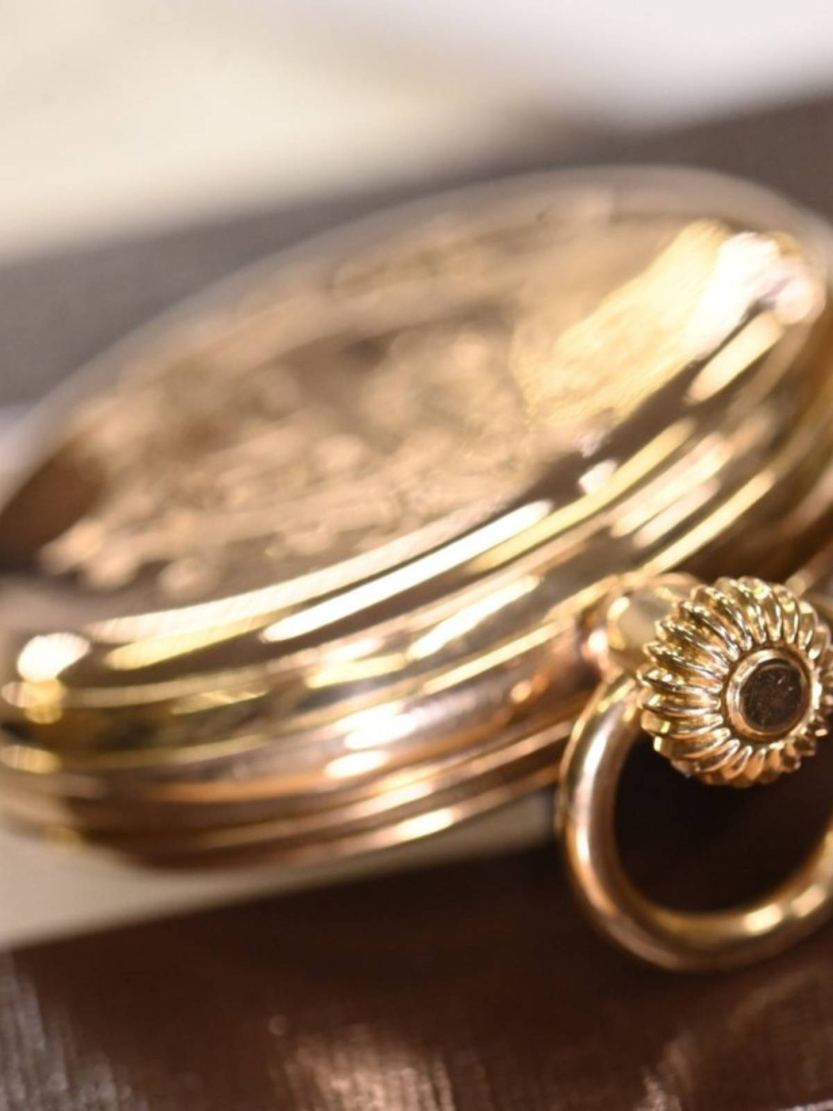 Overseas return pocket watch