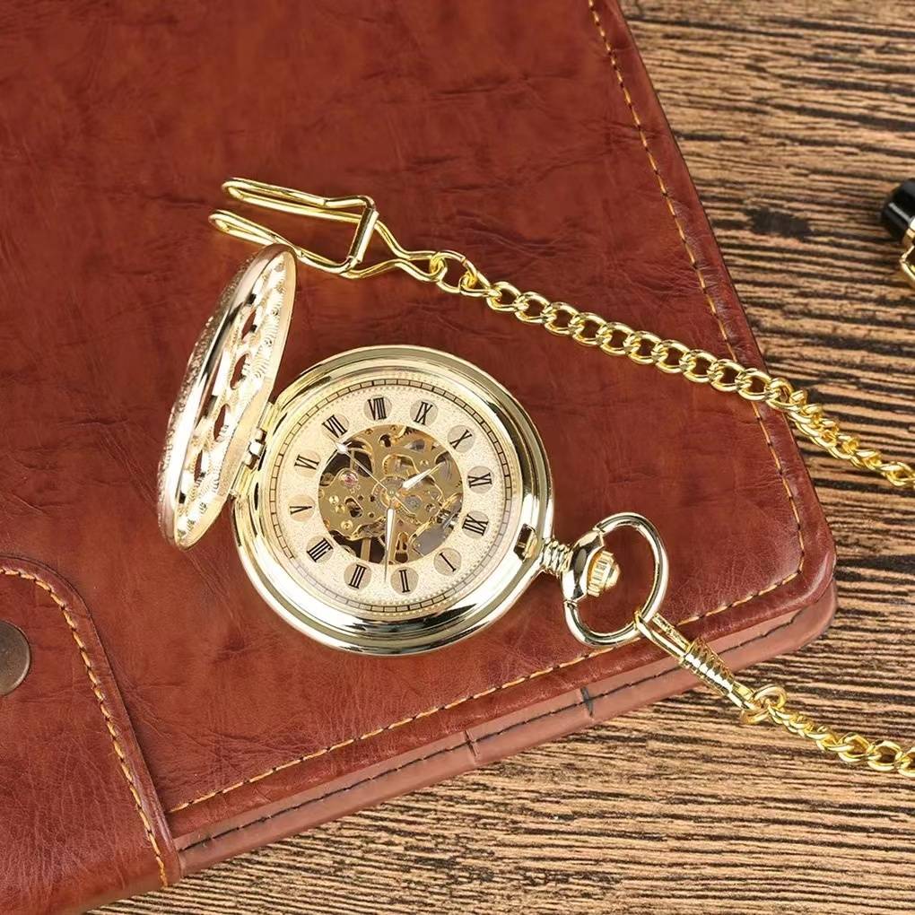 Overseas Middle -aged return watch 1
