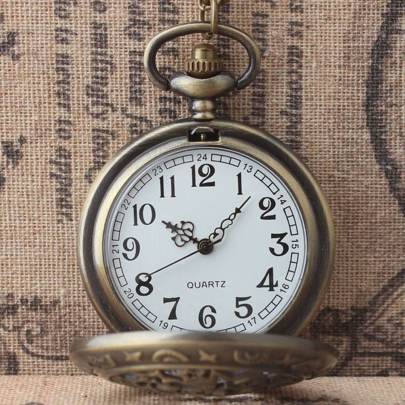 New Bronze Star Star Star Star Star large pocket watches European and American chain hanging watch men's and female student watches