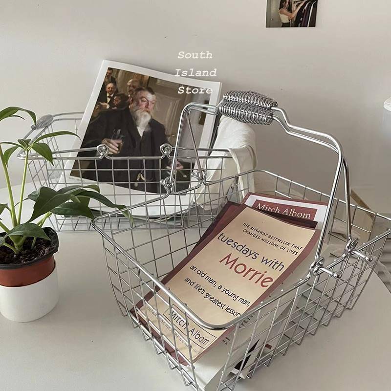 Baonan Island [Metal Shopping Basket] Good -looking INS desktop debris organizes simple handbin storage basket
