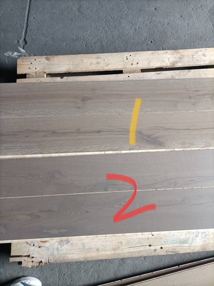 Bad, pure three -layer floor gray lock surface has small crack inventory special offer two colors