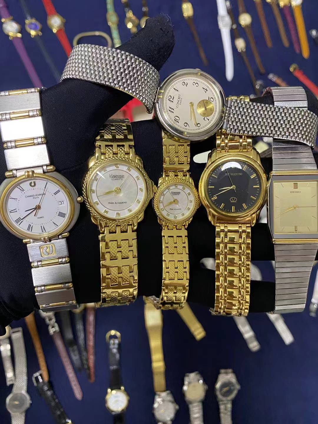 Middle -aged Returning Watch