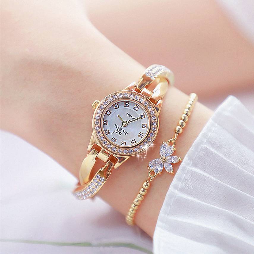 The new watch linked list is customized full of drill women's watch new hot selling genuine products