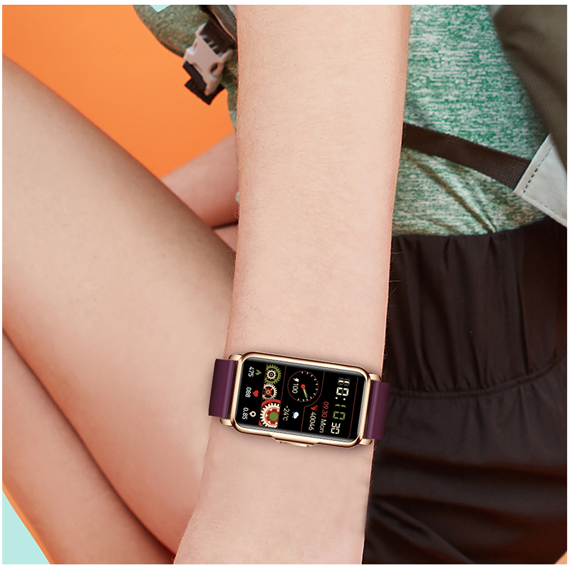 Men Women Full Touch Screen Sport Fitness Tracker Wristwatch IP67 Waterproof BT Call Smart watch Bracelet Blood Pressure