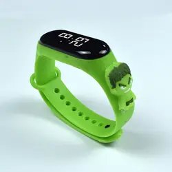Low Price Wholesale 2024 hot selling kids Christmas gift sport waterproof smart bracelet Smart Watch for children