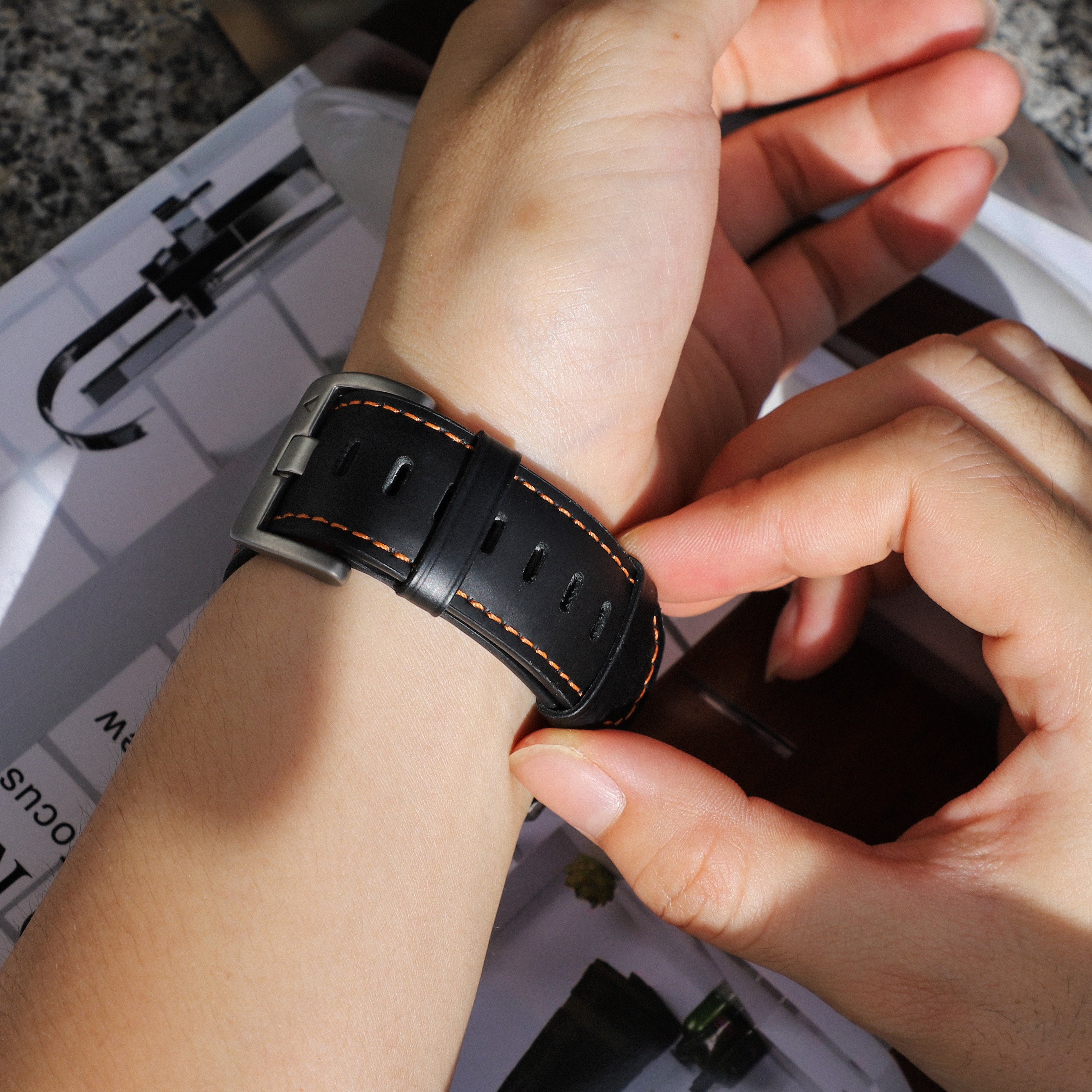 Factory customization leather smart watch band Smart Strap Touch Buckle Strap 42mm 44mm 45mm 49mm Strap Two tone Strap