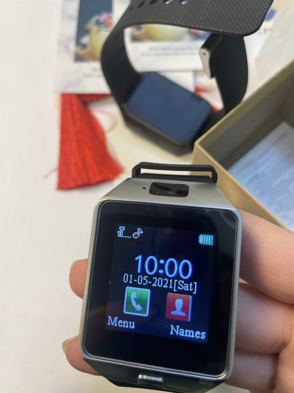Multifunctional sports mode HD Full Touch Camera Android IOS Sim Card dz09 smart watches