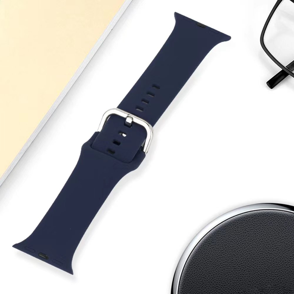 Custom Square Hole Buckle Strap Solid Silicone Smart Watch Bands Breathable Sport Band Watch Strap for Apple Watch 1/2/3/4/5/6/7