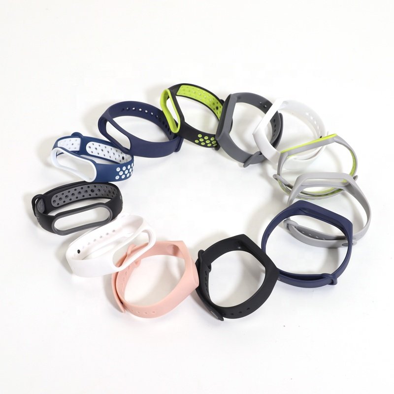 Wellfine Custom Silicone Smart Watch Strap for Apple 38mm 40mm 41mm 42mm 44mm 45mm Silicone Watch Strap