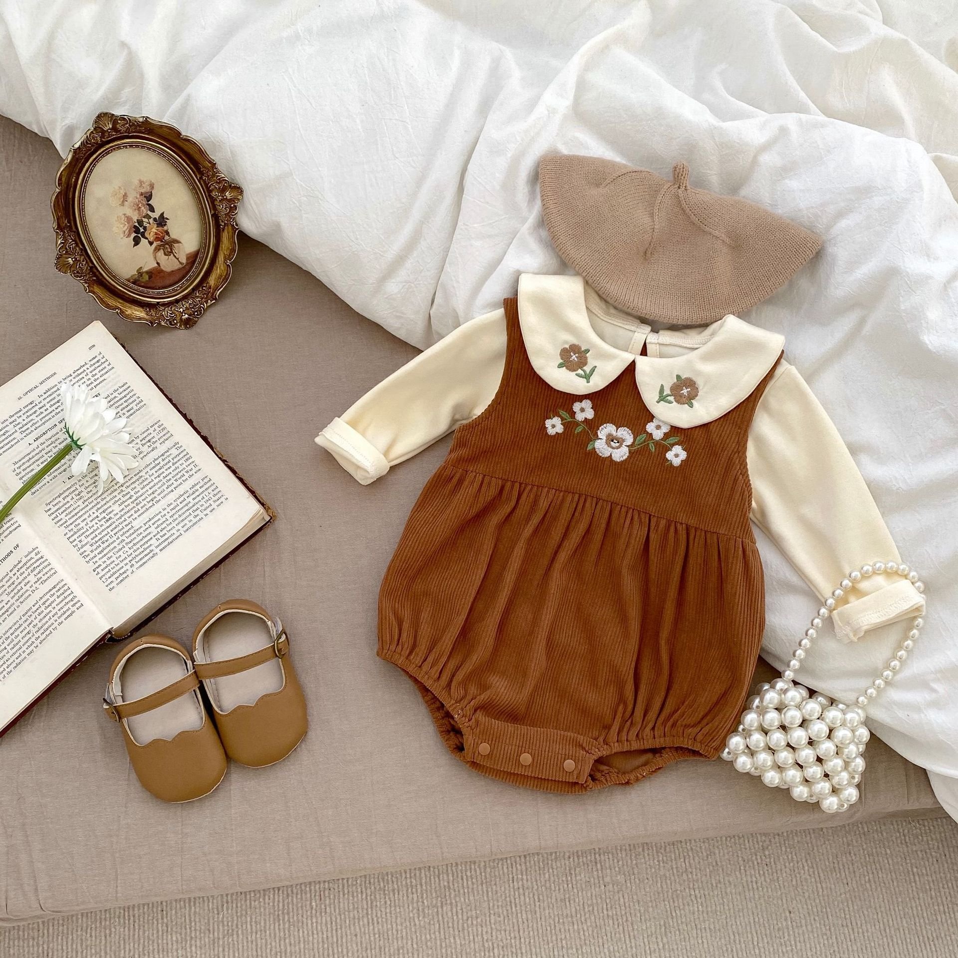 Autumn Infant Corduroy Embroidered Sleeveless Romper Baby Girl T-Shirt Set Baby Clothes