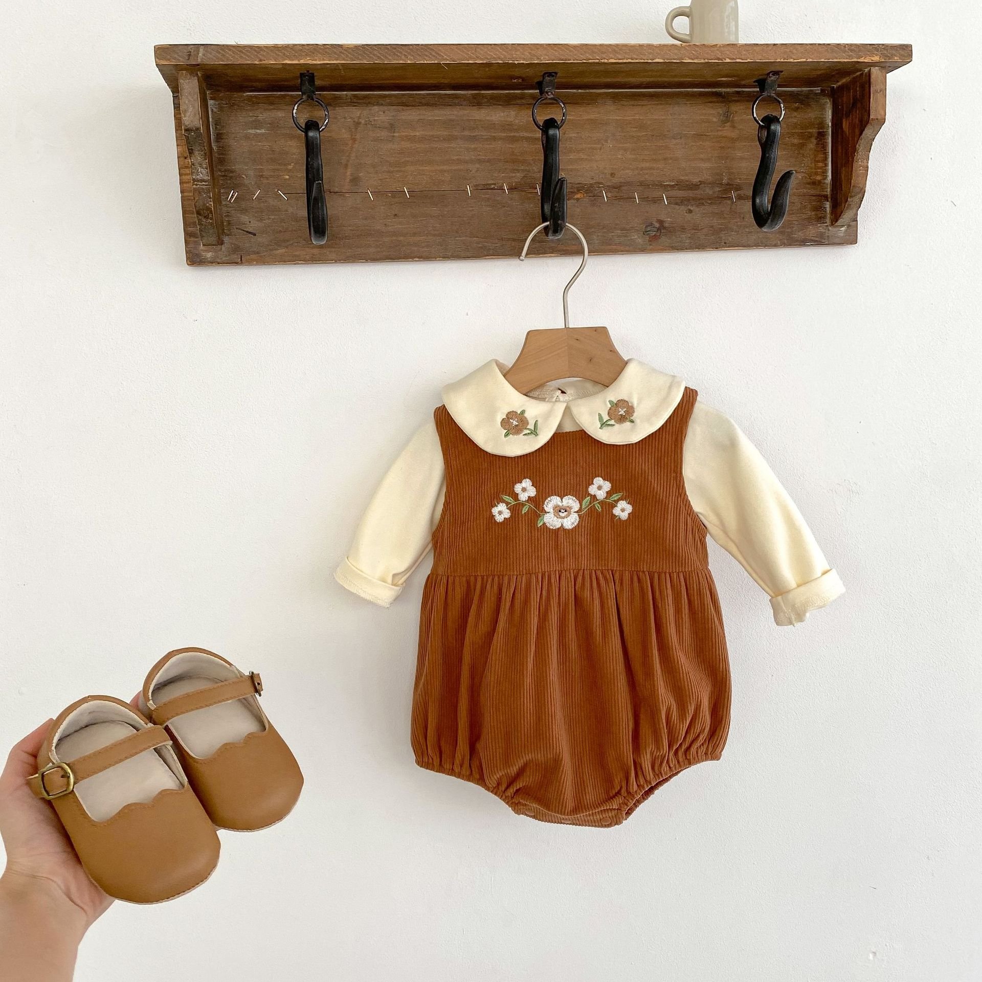 Autumn Infant Corduroy Embroidered Sleeveless Romper Baby Girl T-Shirt Set Baby Clothes
